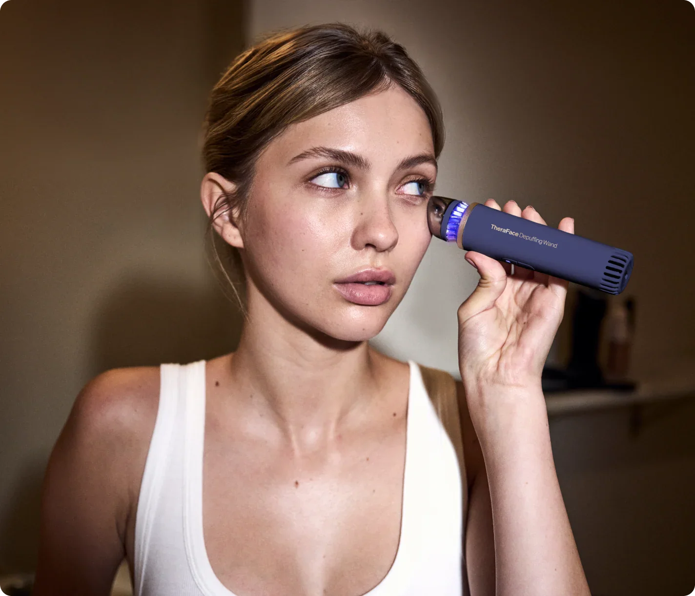 TheraFace Depuffing Wand<br>（セラフェイス デパフィング ワンド）