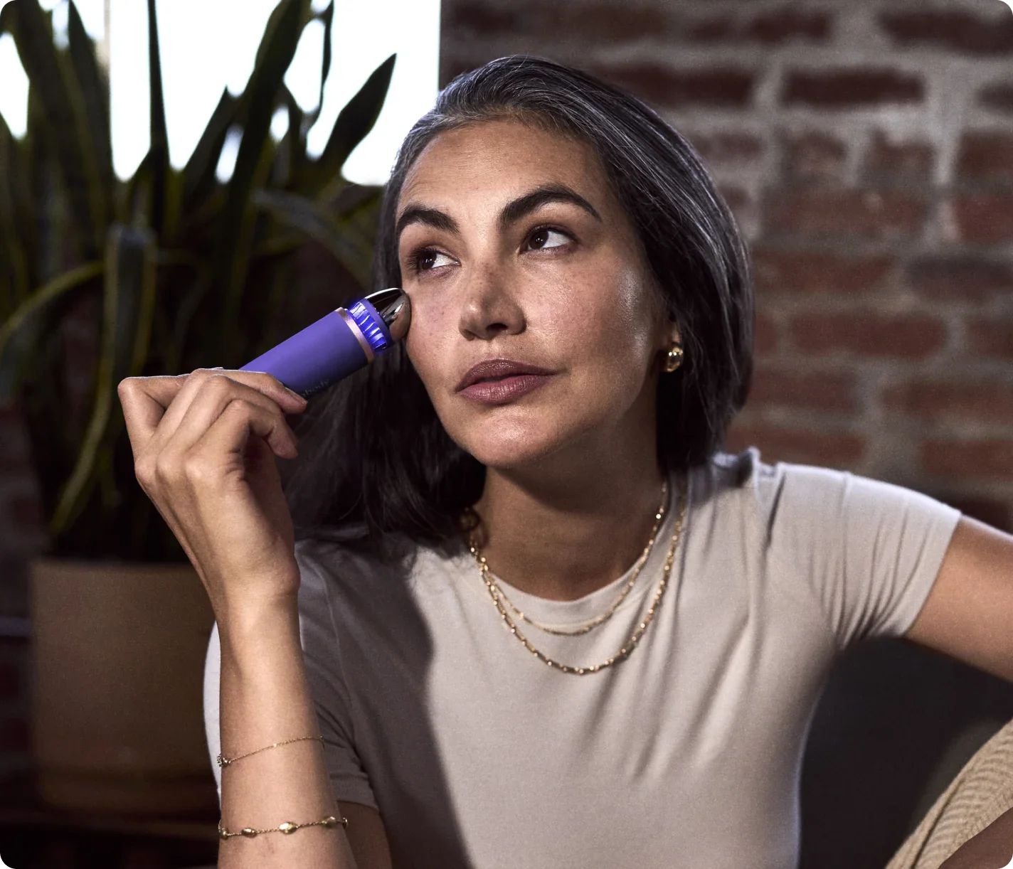 TheraFace Depuffing Wand<br>（セラフェイス デパフィング ワンド）