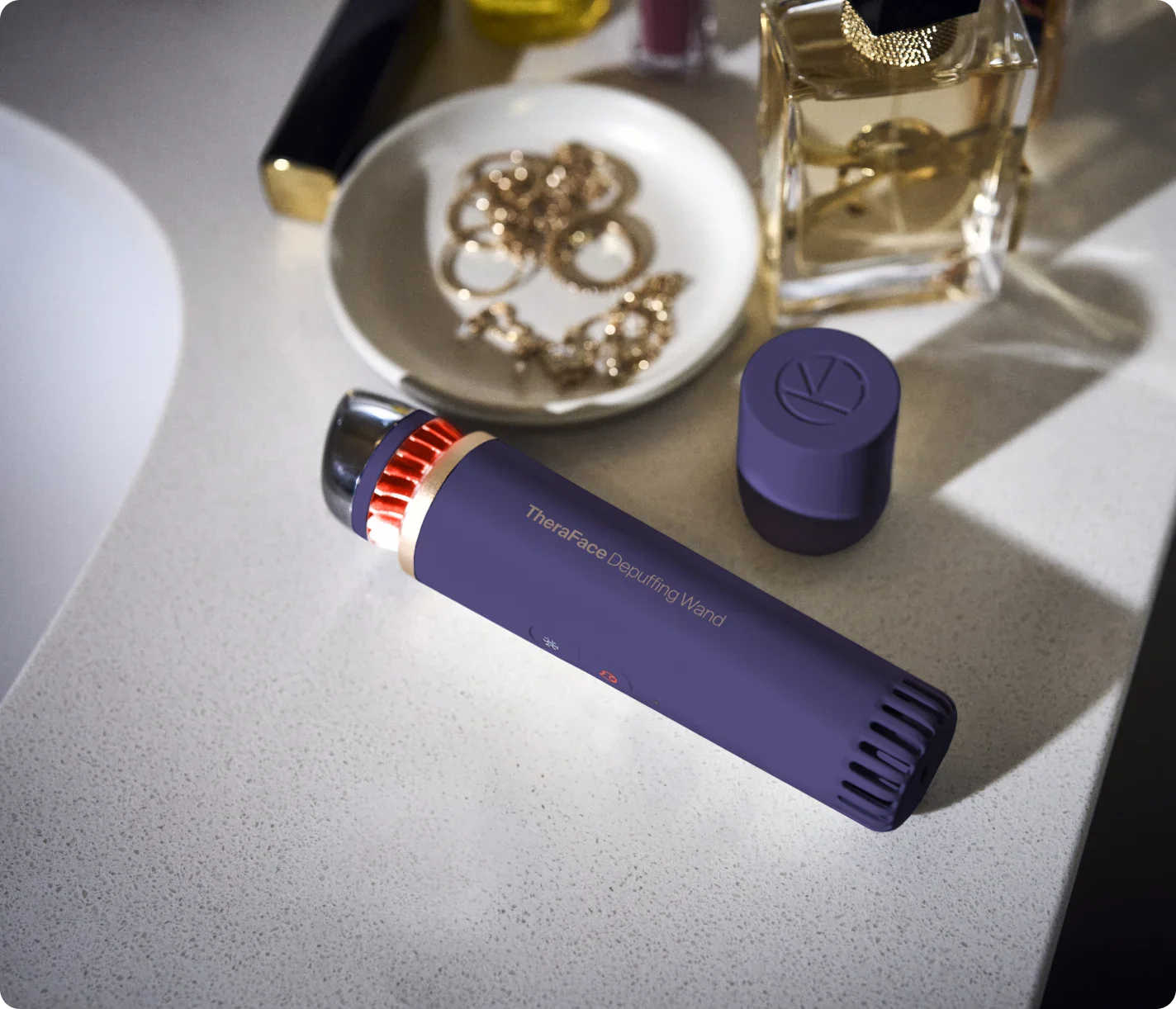 TheraFace Depuffing Wand<br>（セラフェイス デパフィング ワンド）